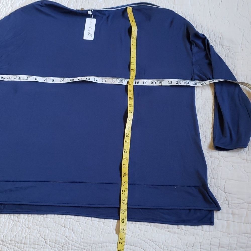 Simply Noelle SHOULDER ZIP TOP - Picture 6 of 15